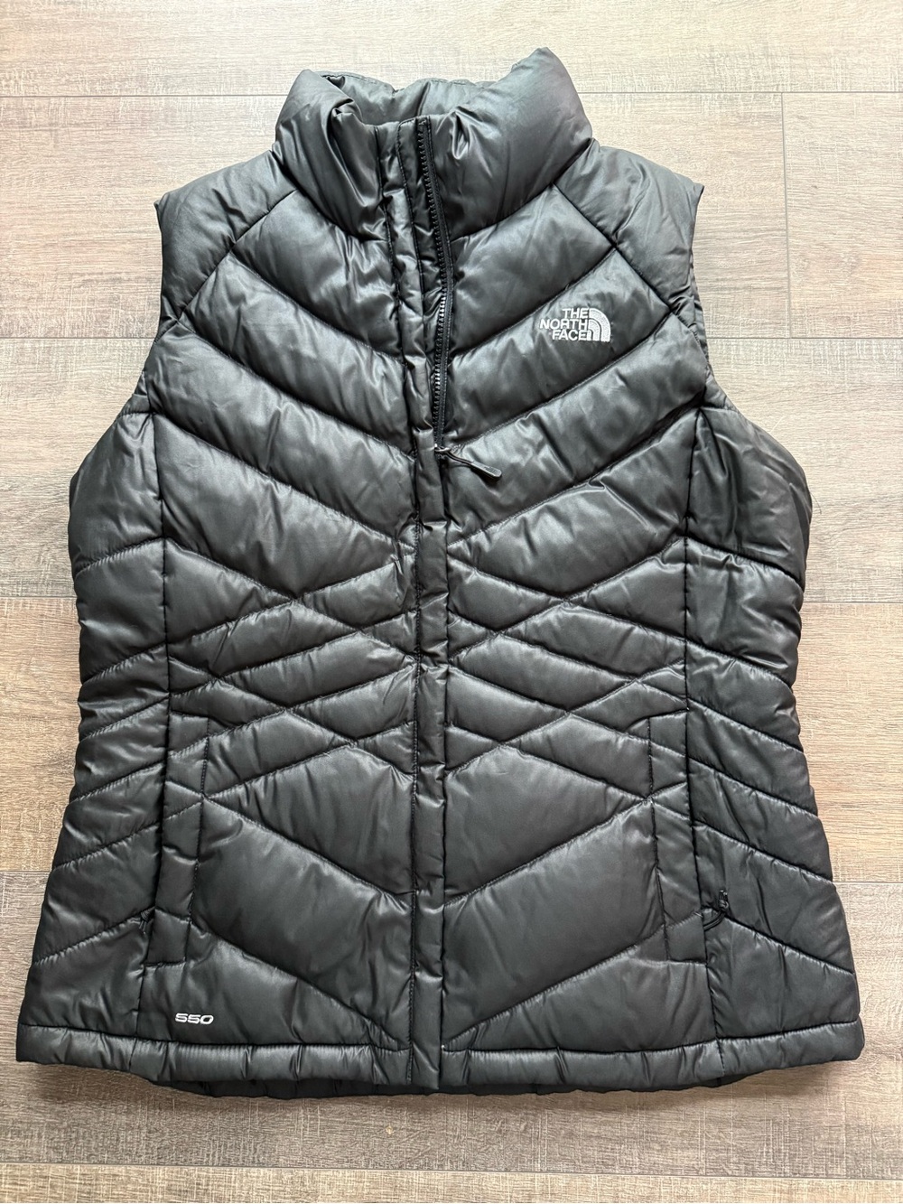 The North Face Women's 550 Black Quilted Down Vest